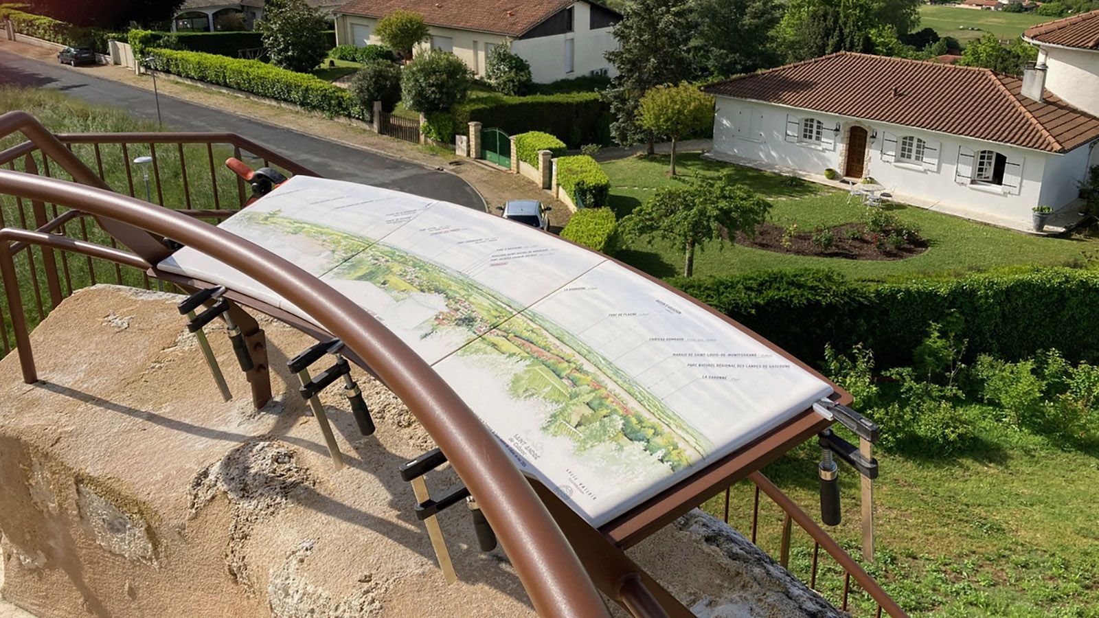 ST-ANDRE-DE-CUBZAC-TABLE-ORIENTATION